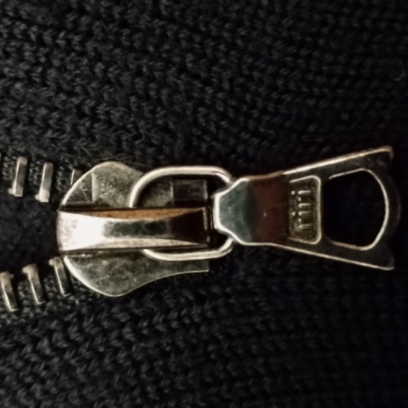 Vera Wang Knit Sweater M Black Silk Wool euc - Picture 5 of 7